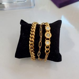 Çelik Gold Bileklik Kombin