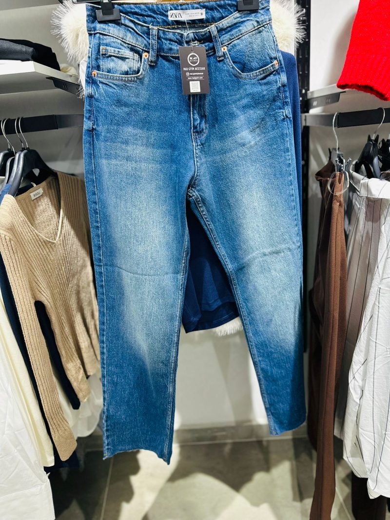 Kadın JEAN ZR Model Fit Frend Kesik Paça - Görsel 5