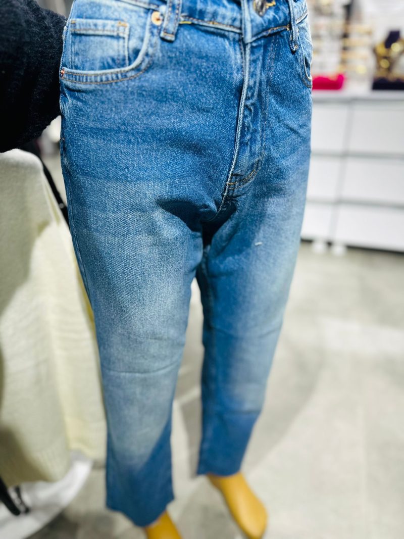 Kadın JEAN ZR Model Fit Frend Kesik Paça - Görsel 6
